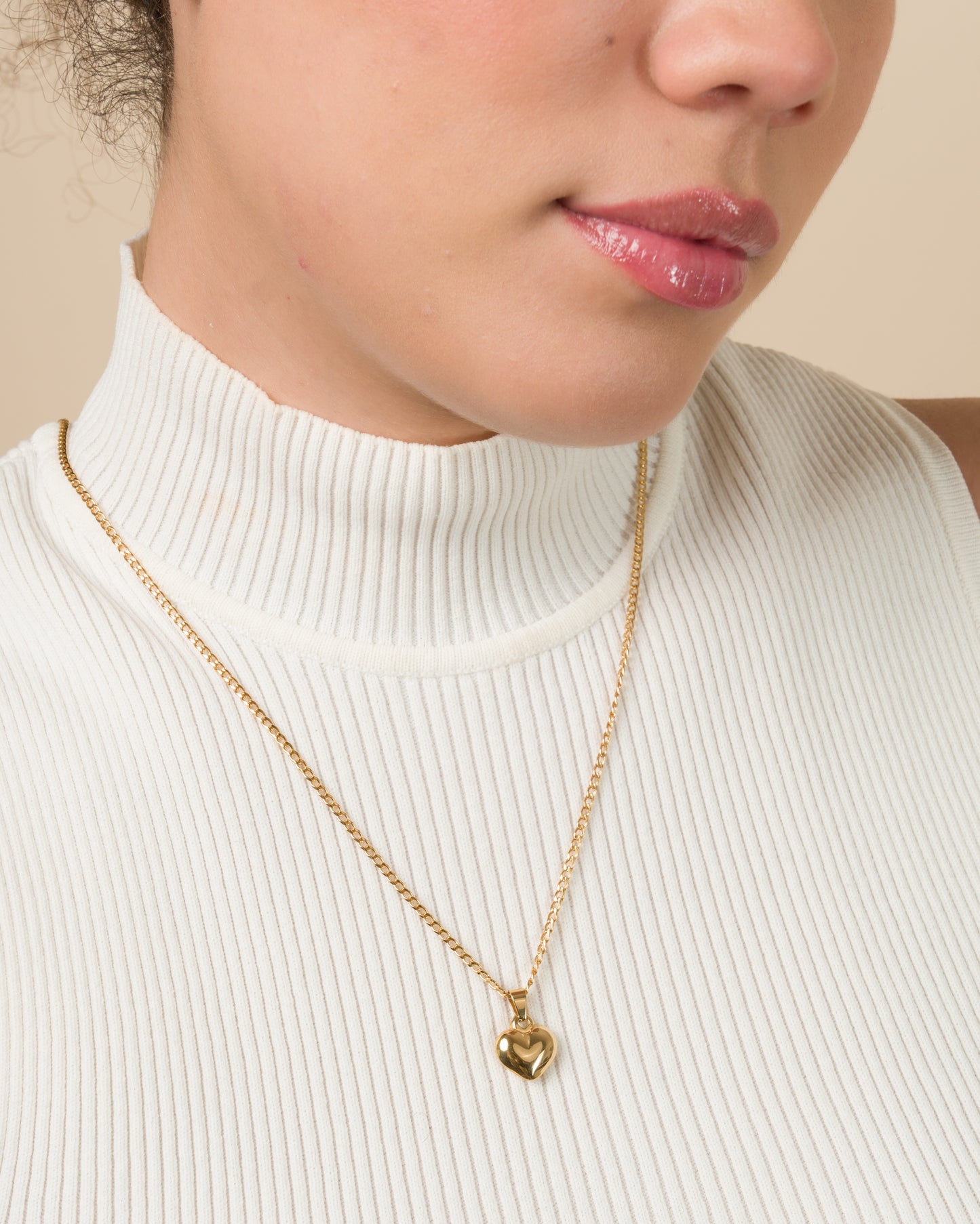 CHUBBY HEART COLLAR