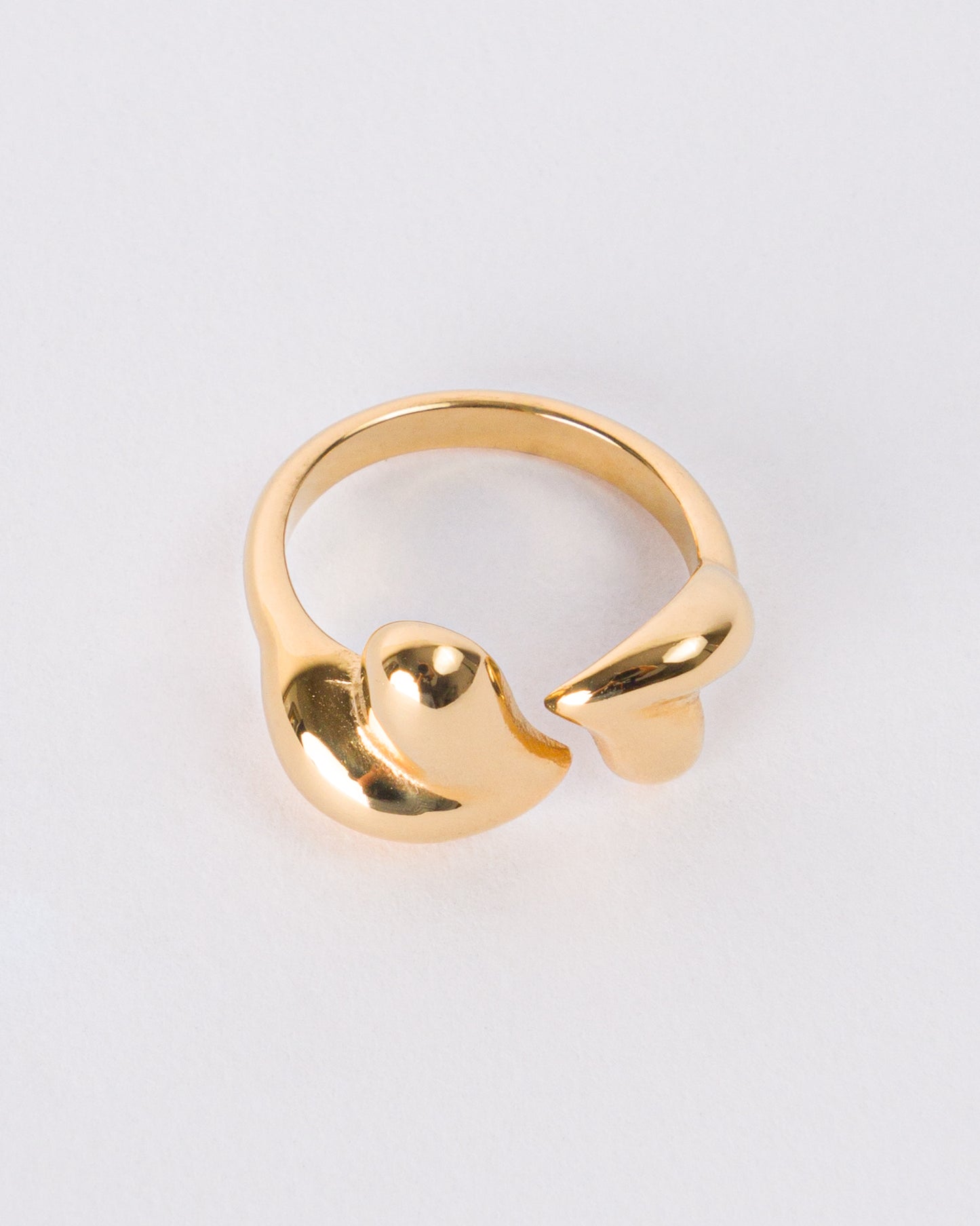 HEIRLOOM HEART RING