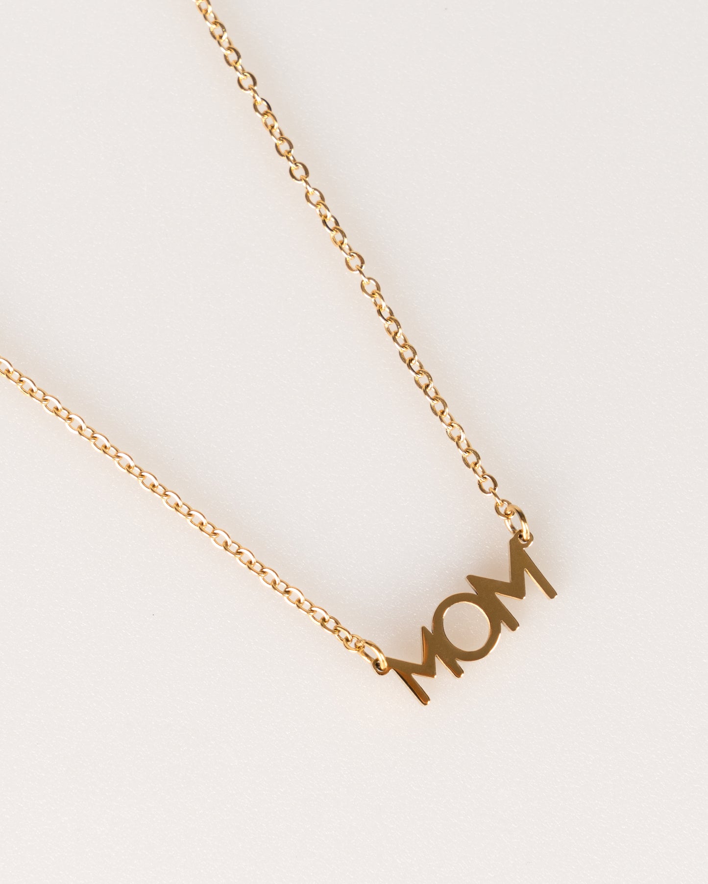 MOM COLLAR