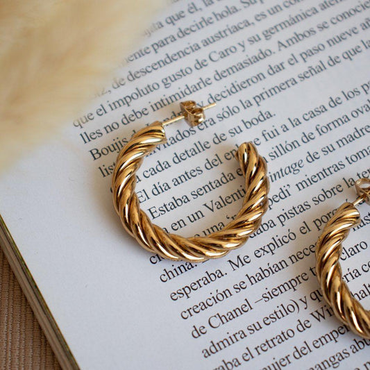 Cómo cuidar tu joyería de acero inoxidable - CUORE